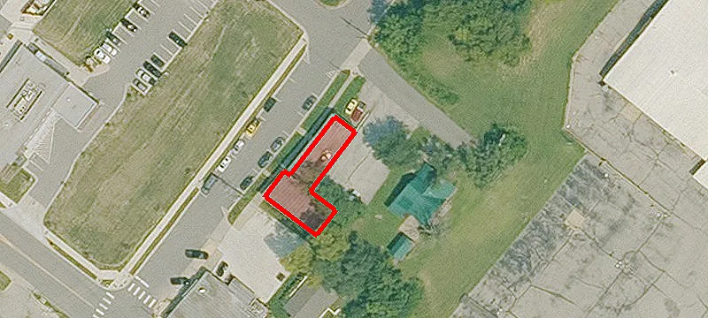 216 2nd St