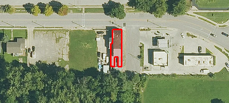 2505 Metropolitan Ave