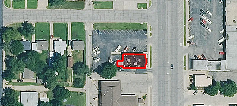 2515 Main St