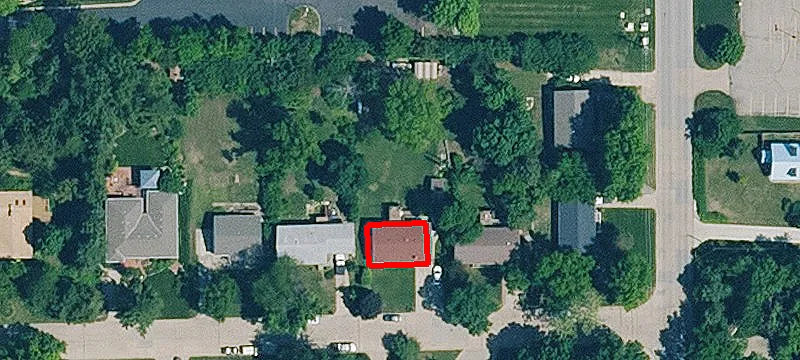 2212 Cedar Acres Dr