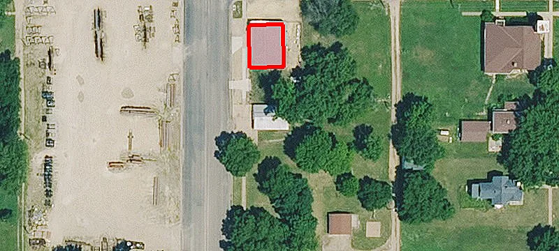 702 Main St