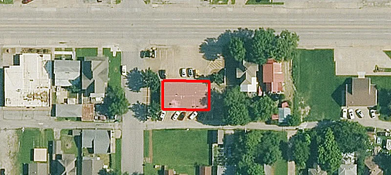 2324 Main St