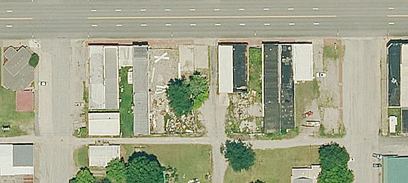 418 Maple St