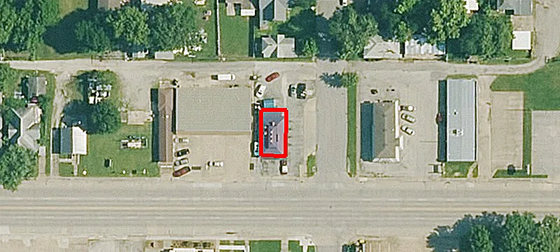 2401 Main St