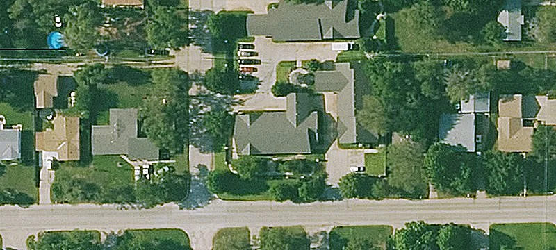 4950 Douglas Ave