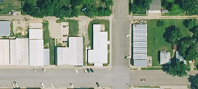 136 Commercial St