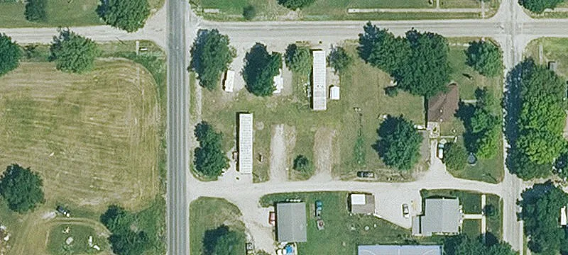 221 Warren Rd