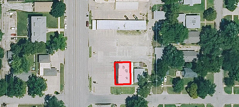 319 Main St