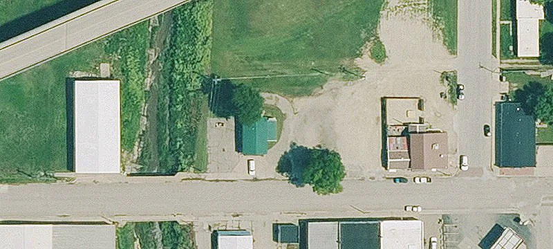 320 Walnut St