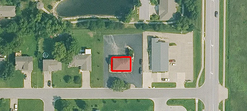 15520 Crestwood Dr