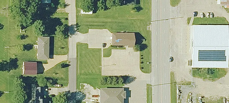 1102 Walnut St
