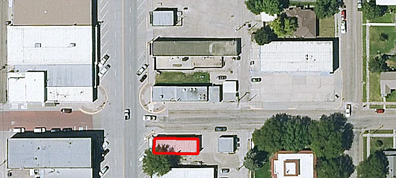 324 Main St