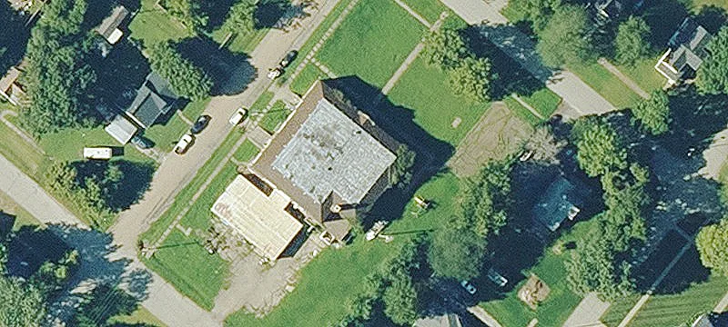 421 Locust St