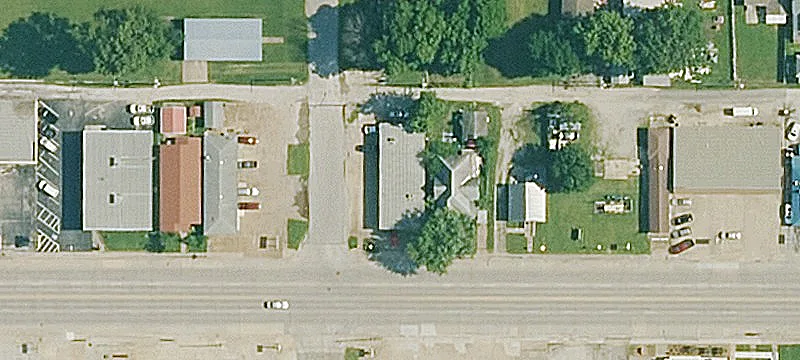 2431 Main St