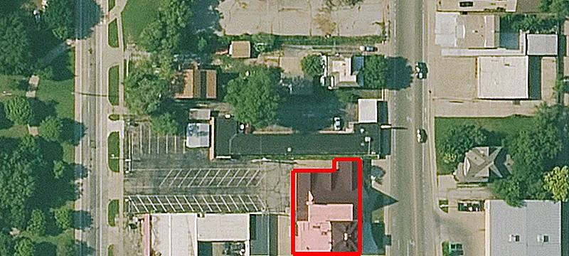 1421 Broadway Ave