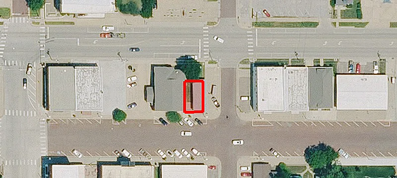 1022 Broadway