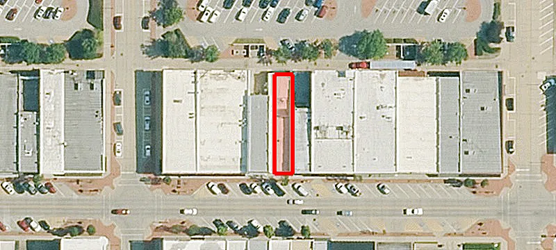 1721 Main St
