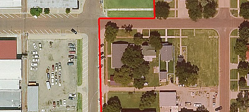 635 Kansas St