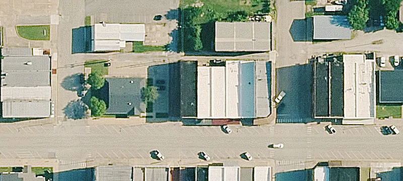208 4th Ave