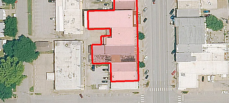 1015 Main St