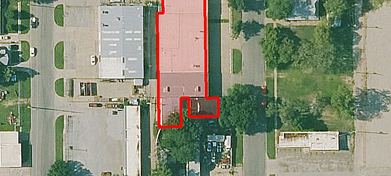327 Oak St