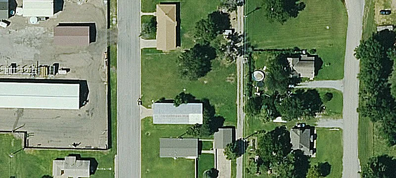 708 Hart St