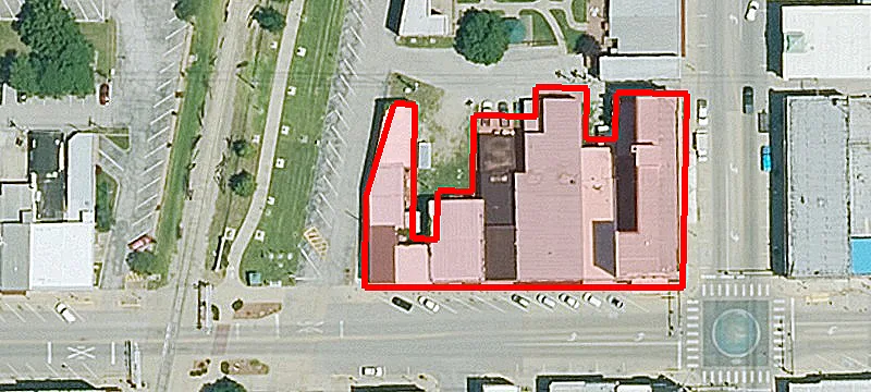6 Main St