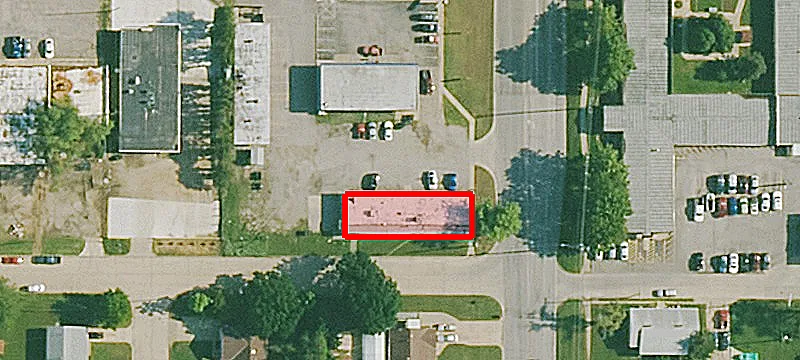 1617 Woodlawn Blvd