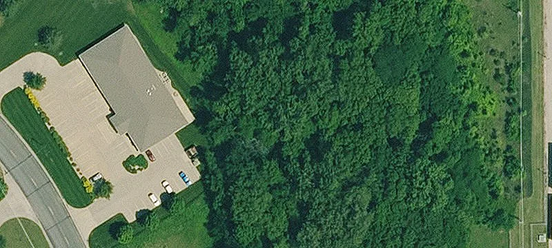 2220 Lacy Dr