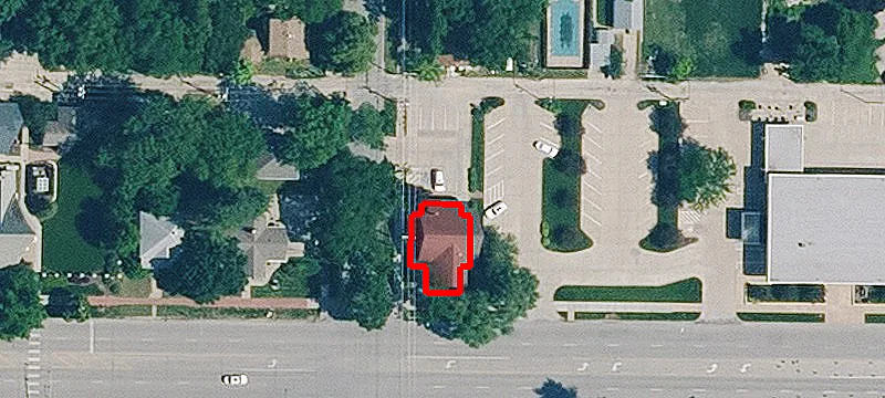 830 Poyntz Ave
