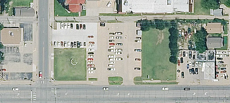 200 4th Ave