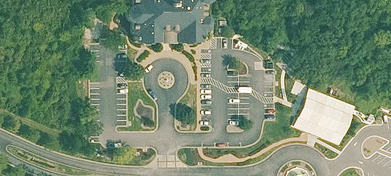 701 Vlg W Pkwy