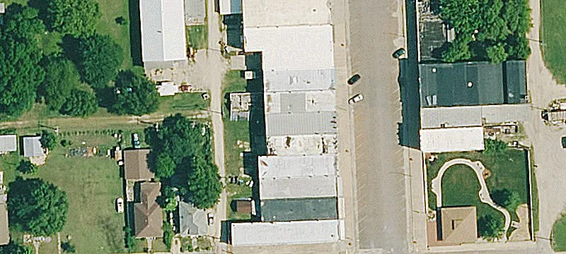 411 Main St