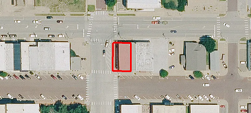 1000 Broadway