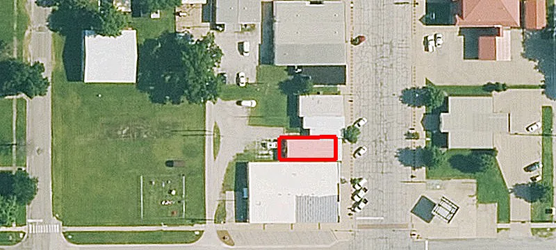 217 12th S Main St