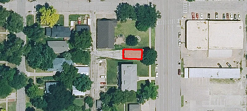 306 Main St