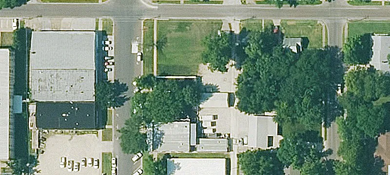 219 Jefferson Ave