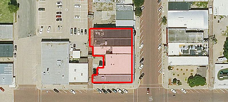818 Main St