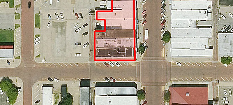 704 Main St