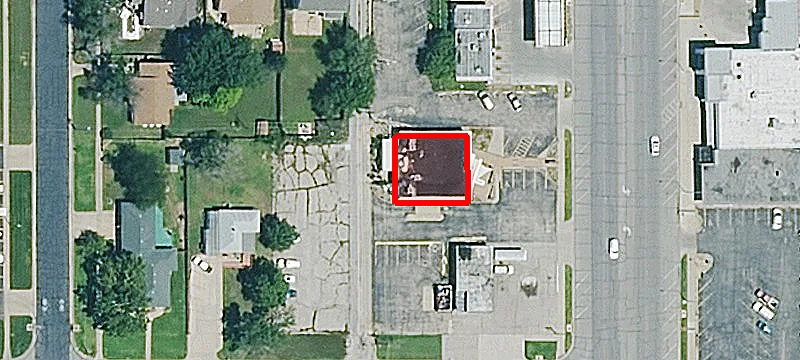 2609 Main St