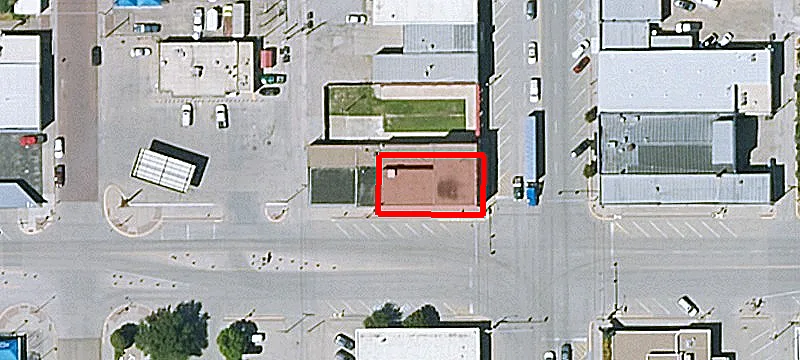 425 Main St