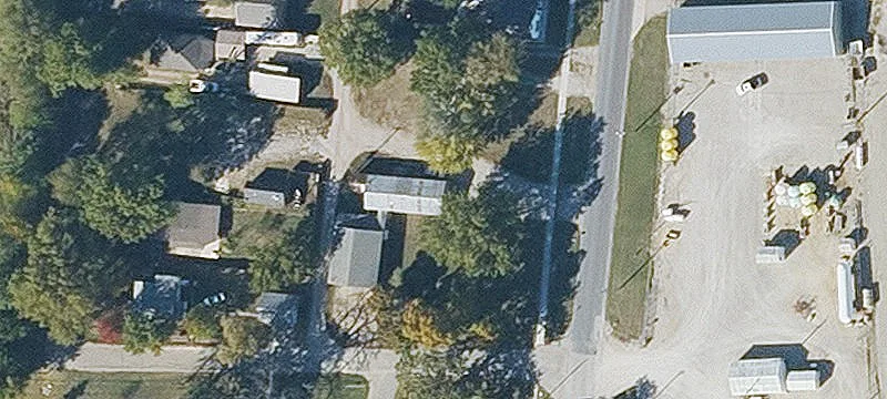 606 Locust St