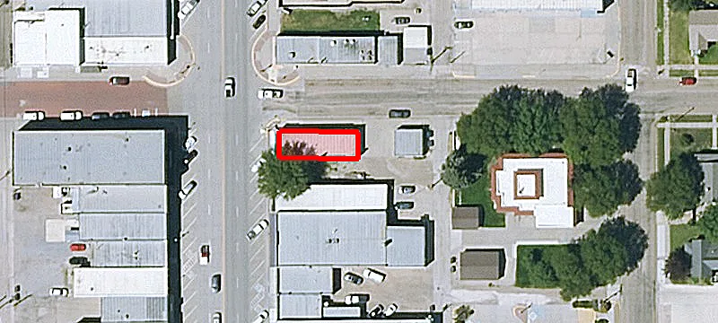 402 Main St