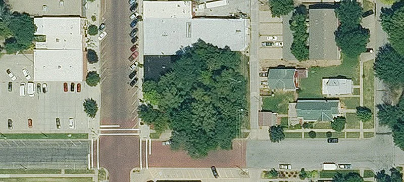 127 Main St