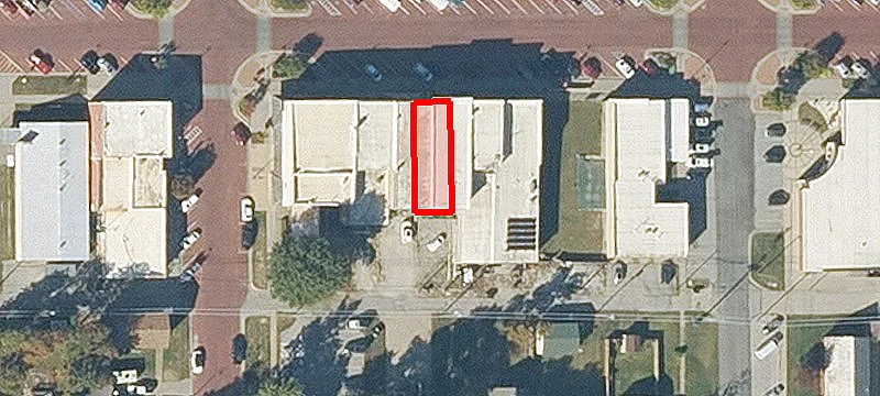 715 High St