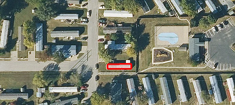 3323 Iowa St