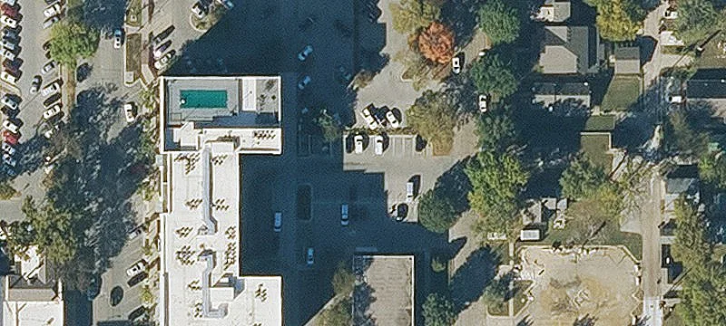 100 9th St