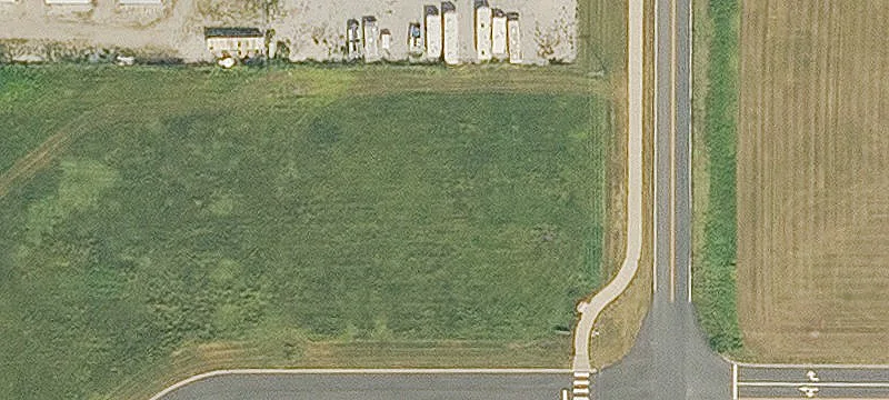 Woodfield Dr