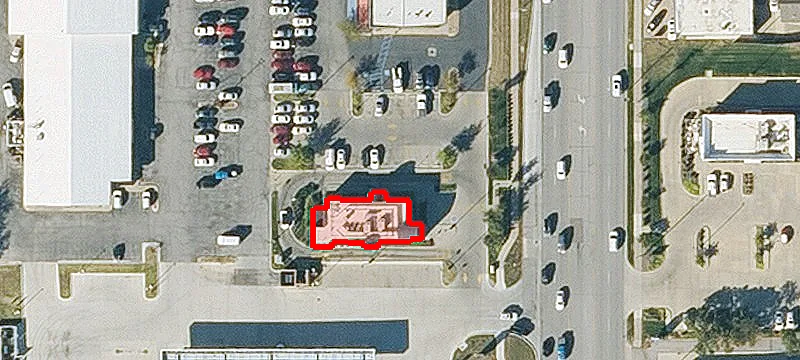 2435 Iowa St