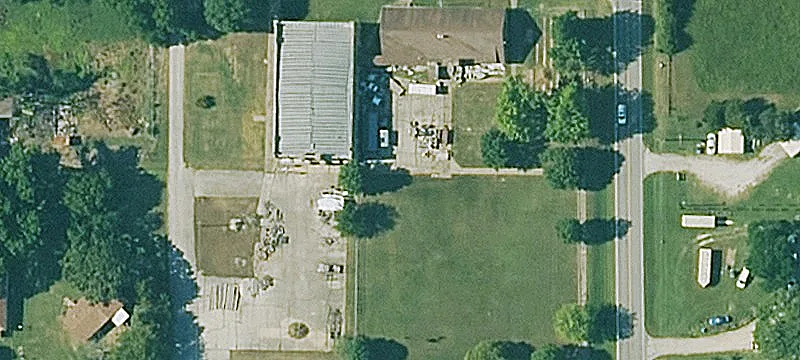 106 Oak St